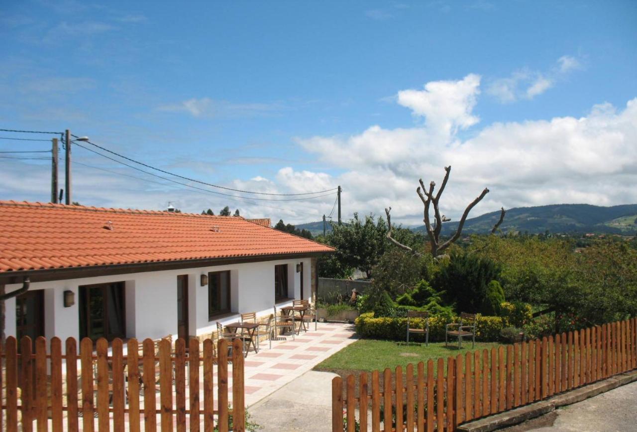Apartamentos Rurales Knicasia Quintueles Exteriör bild